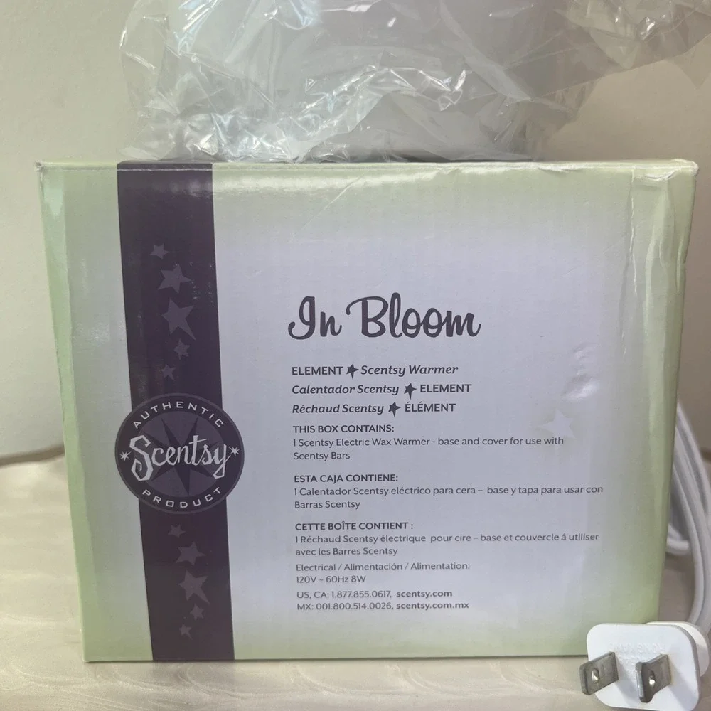 Scentsy‎ In Bloom Element Warmer Retired Pink Flower Wax Warmer NIB